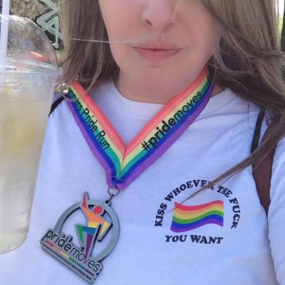 Meet your Posher, Lisa - Picture 1 of 1